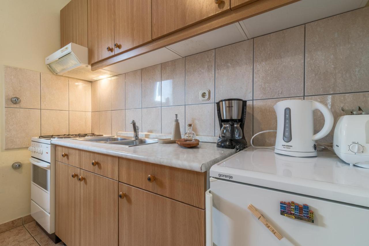 Apartments Bepina Биоград на Мору Екстериор снимка